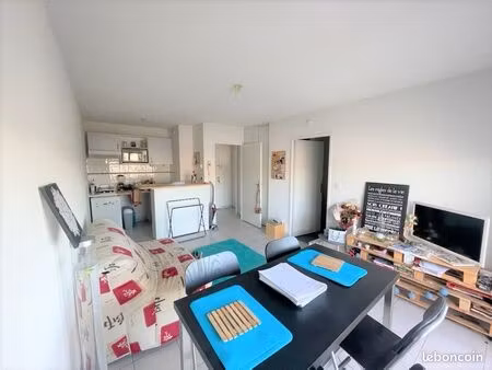 t2 lumineux poitiers st-éloi – balcon  parking  ascenseur