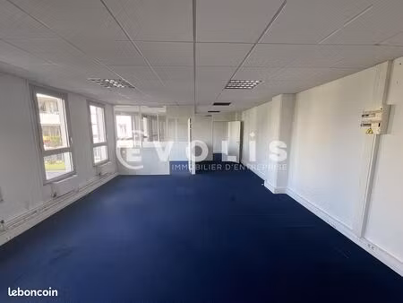 bureau 58 m²