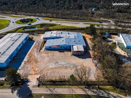 locaux d'activité - 1 740 m² - nicopolis