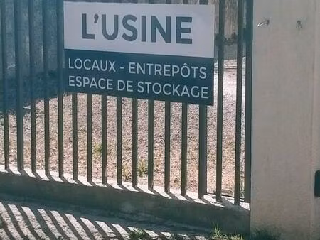 local industriel 185 m²