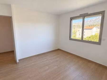 bureau / local professionnel