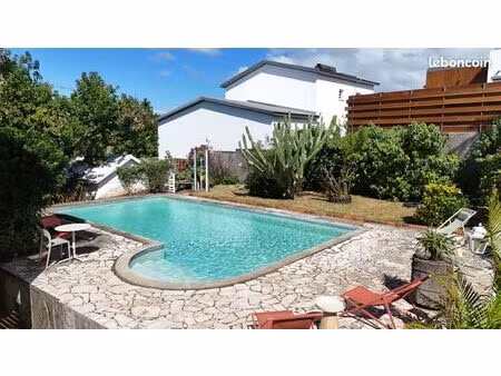 maison 300 m² – investissement locatif – colocation 12 chambres – sainte-suzanne