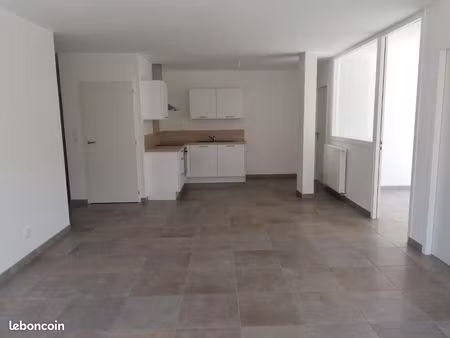 appartement 3 pièces 69 m²
