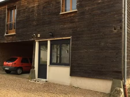 t2 rénové de 39 m² avec parking – crouy-sur-ourcq