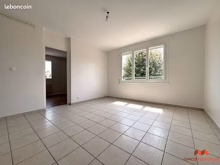 appartement 4 pièces 62 m²