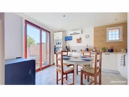 t3 climatisé de 67 m² avec terrasse  jardin et parking