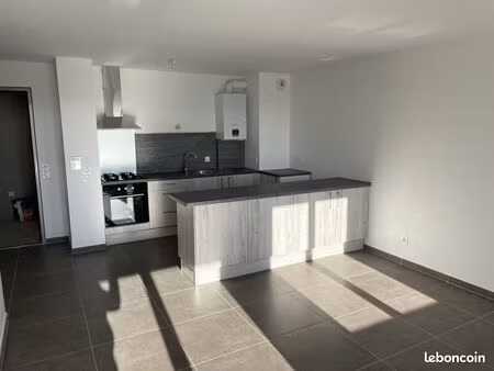 appartement 3 pièces 63 m²
