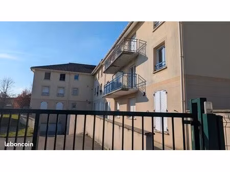 a loué t3 domaine de l'étang