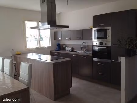 belle maison a 10mn au nord de cambrai secteur calme et proche toutes commodités