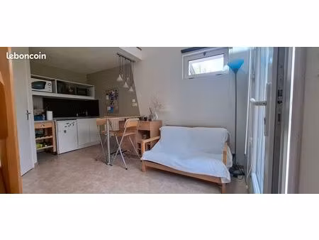 studio meublé avec chambre en mezzanine