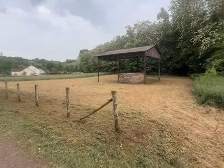 parcelle avec hangar à bèze
