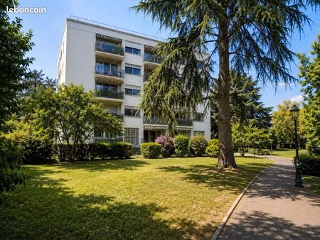 appartement 4 pièces 74 m²