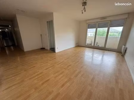 appartement 3 pièces 64 m²