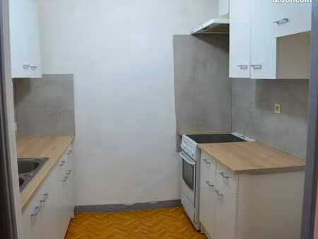 appartement 47 m2 . clim