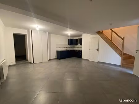 maison 4 pièces 73 m²