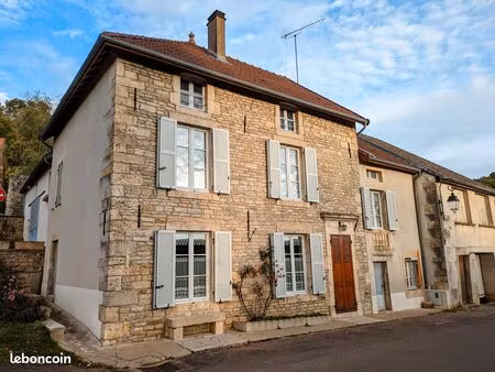 maison 7 pièces  128 m2