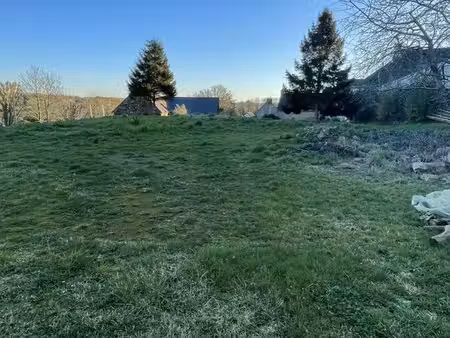 terrain 970 m² yvias
