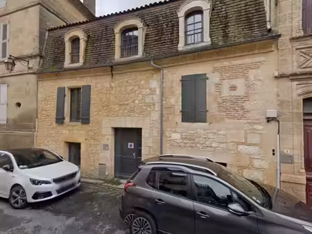 immeuble 10 pièces 247 m²