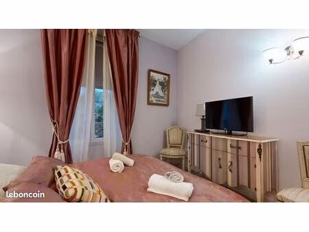 immeuble 6 pièces 211 m²