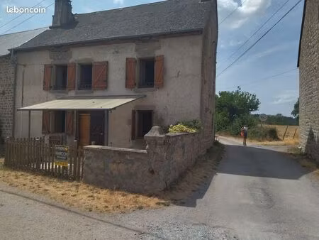 maison de famille à la campagne