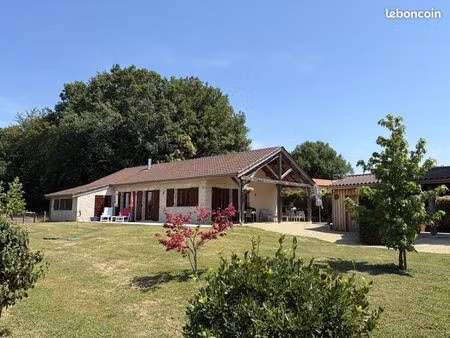 maison 3 pièces 120 m²