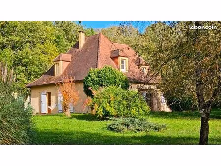 maison 9 pièces 168 m²