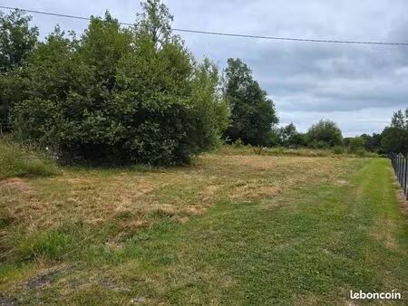 terrain 4 500 m² beaupouyet
