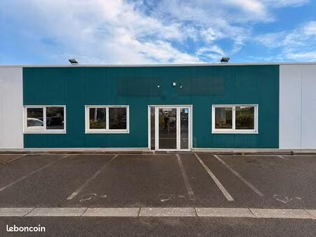 local 267 m² tregueux