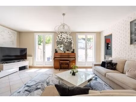 talina – maison de 113 m2 avec jardin et garage double à puiseux-en-france