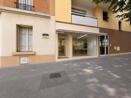 vente locaux professionnels 0 pièces 35 m² à courbevoie (92400)  2 048 €