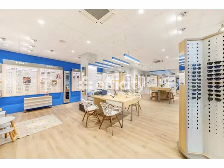 vente locaux professionnels 84 m² à reze (44400)  77 800 €