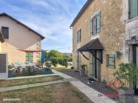 propriété 8 pièces 208 m²