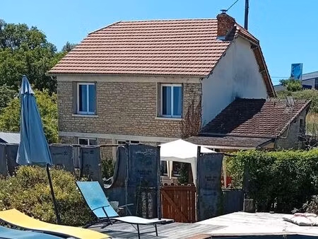 maison d'habitation et 4 gîtes au cœur du périgord