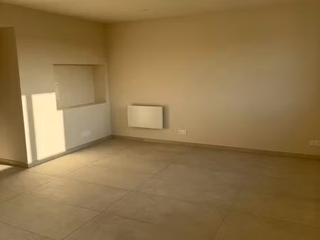 t3 de 59m2 avec balcon et 2 places de parking