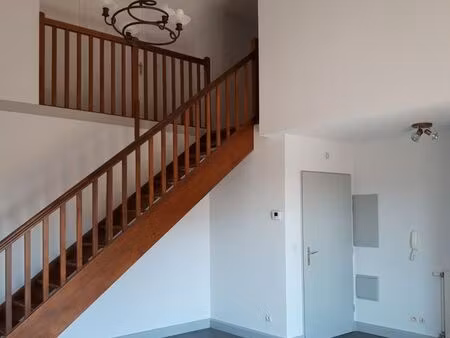 appartement t2 en duplex avec garage bourg de péage centre