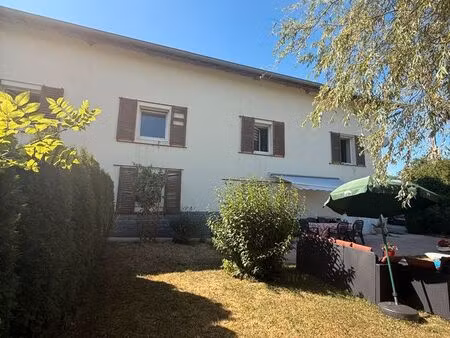 appartement 125 m² dans corps de ferme mitoyen avec fort potentiel d'aménagement