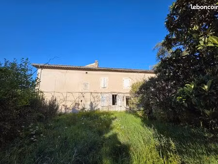 maison 3 pièces 250 m²
