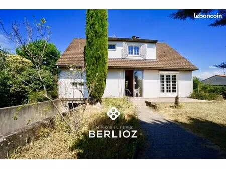 maison 8 pièces 150 m²