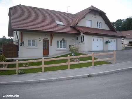 location maison mitoyenne située à frambouhans 25140