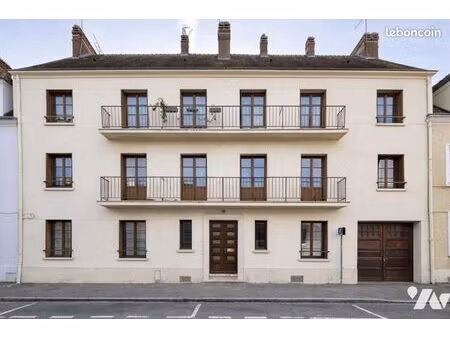 immeuble 300 m² vernon