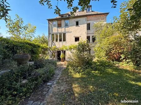 moulin 6 pièces 249 m²