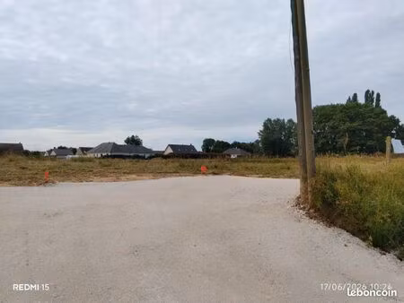 terrain 1 110 m² crestot
