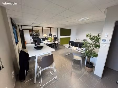 bureaux 55m2 et stockage 33m2