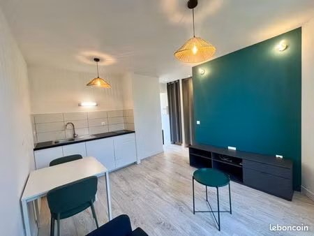 à louer – superbe t2 meublé de 30 m² – disponible à partir du 1er août