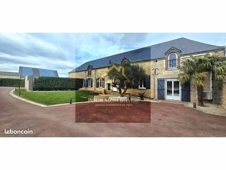 maison 7 pièces 240 m²