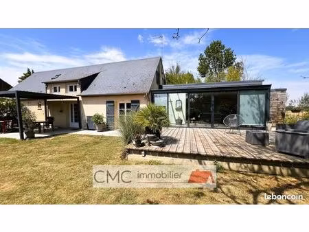 longère 5 pièces 132 m²