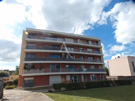 studio 1 pièce 26 m²