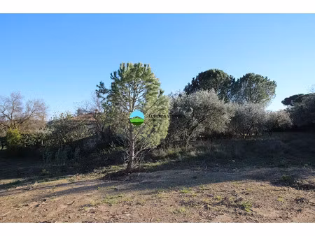 vente terrain 616 m² à roquemaure (30150)  151 900 €