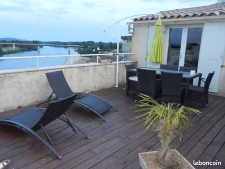 a louer appt avec terrasse centre ville pont st esprit
