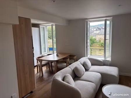 petit t3 hyper centre avec terrasse